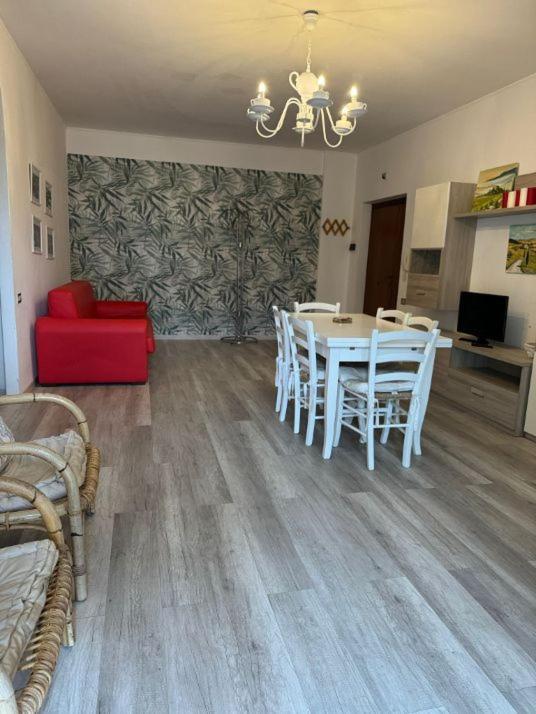 Appartamento Clara 11 Follonica Eksteriør bilde